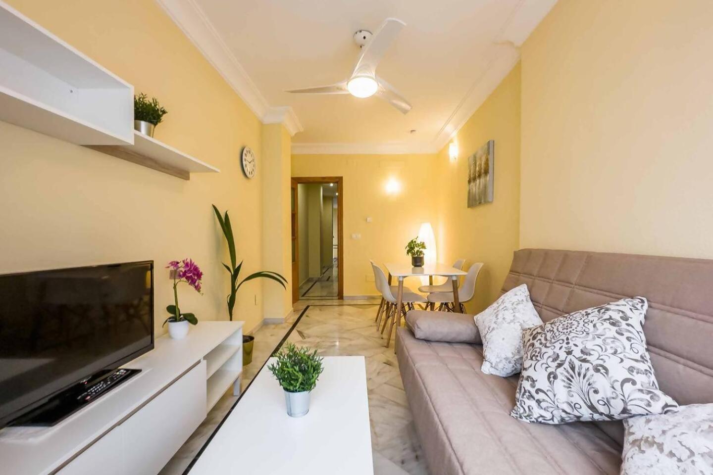 Cyv Centrally Located 1 Bed 1 Bath Near The Beach Фуенхірола Екстер'єр фото